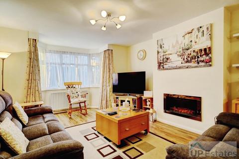 3 bedroom semi-detached house for sale, Wheelwright Lane, Ash Green, Coventry