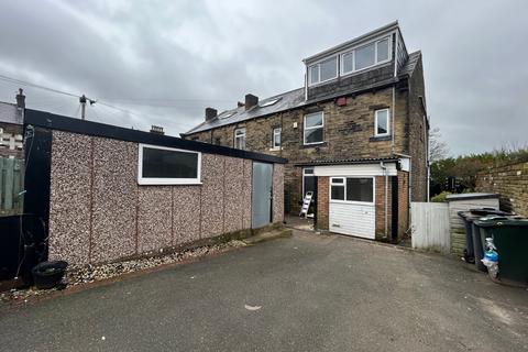 5 bedroom terraced house for sale, Halifax Road, Buttershaw, Bradford, BD6
