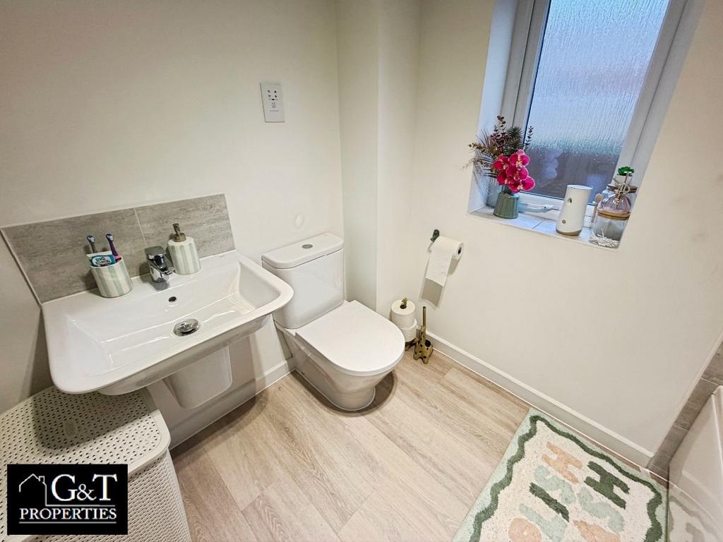 Family bathroom