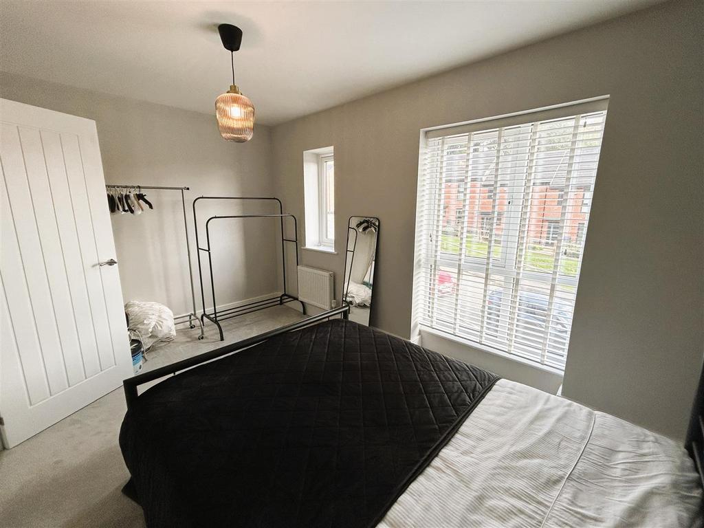 Bed 2.JPG