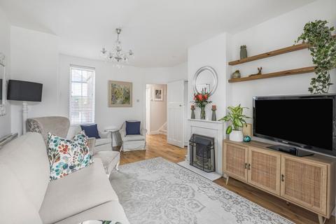 3 bedroom end of terrace house for sale, Lidiard Road, London, SW18