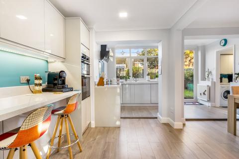 undefined, Kingsley Avenue, Cheshunt, Hertfordshire, EN8 9PU
