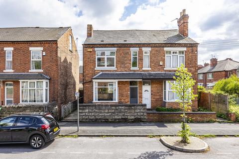 4 bedroom house to rent, Highfield Road, Dunkirk NG7