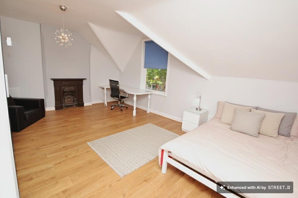 Bedroom 5 (1)