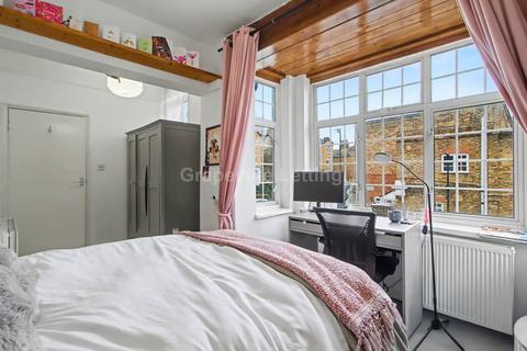 2 bedroom flat to rent, Dulwich Road, London.  SW2.