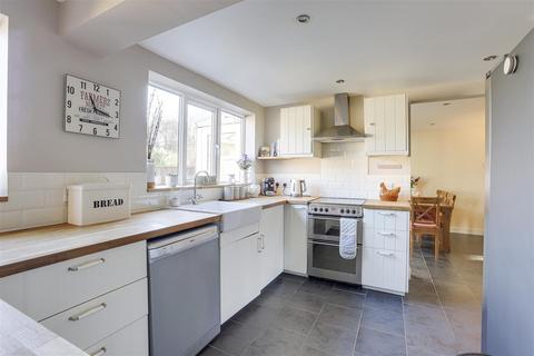 4 bedroom semi-detached house for sale, Fylde Close, Toton NG9