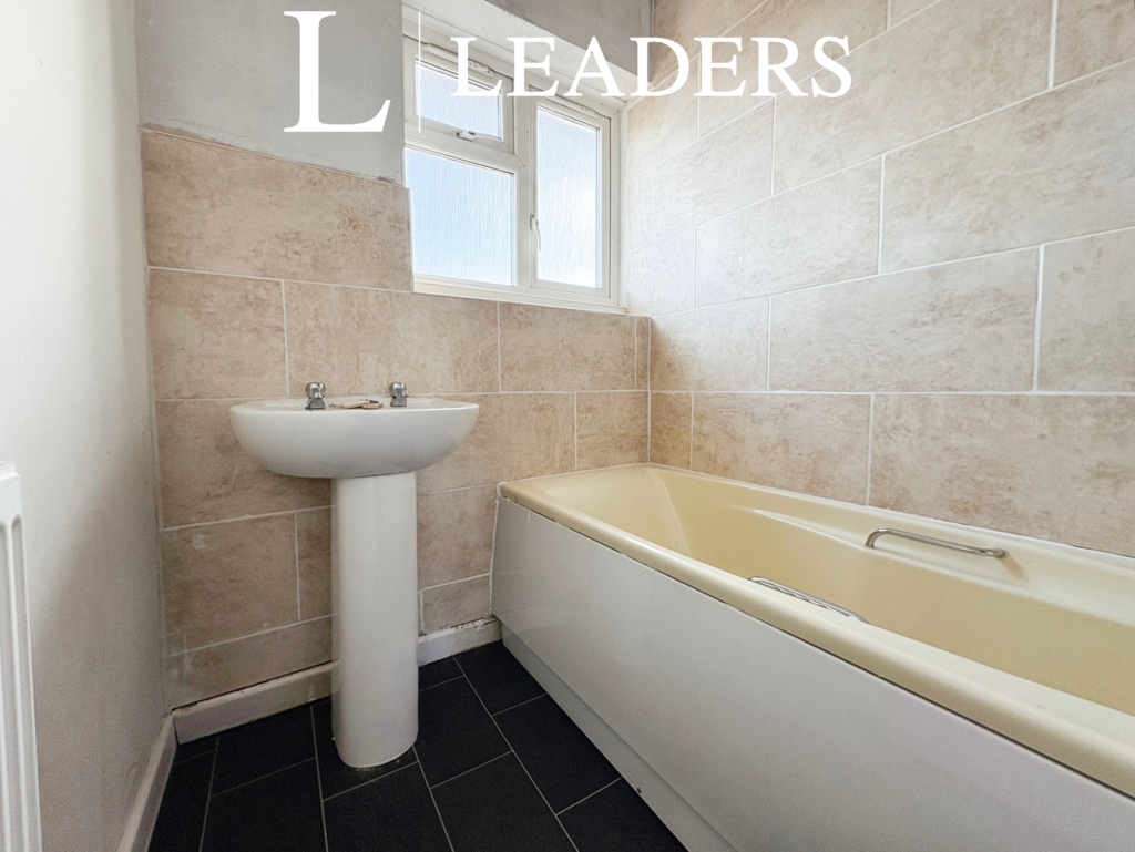 475d3fbe-bathroom