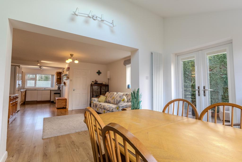 Dining Room (3)