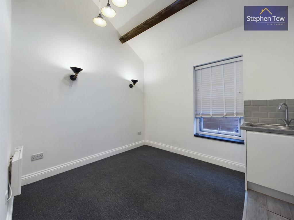 Kitchen/ Living area
