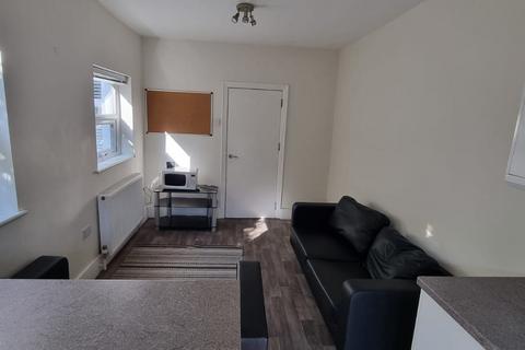 5 bedroom terraced house to rent, Brighton BN2