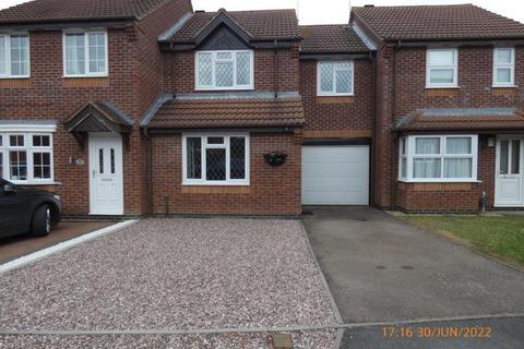 3 bedroom terraced house to rent, Deene Close, Market Harborough LE16
