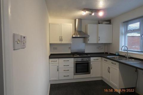 3 bedroom terraced house to rent, Deene Close, Market Harborough LE16