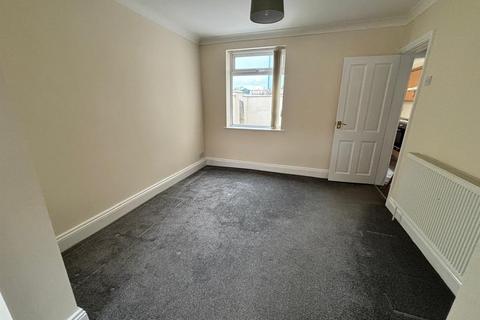 3 bedroom terraced house for sale, Queen Street, Withernsea