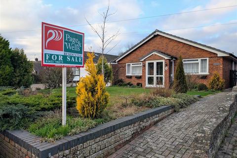 3 bedroom detached bungalow for sale, Amber Lane, Chart Sutton