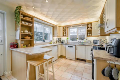 3 bedroom detached bungalow for sale, Amber Lane, Chart Sutton