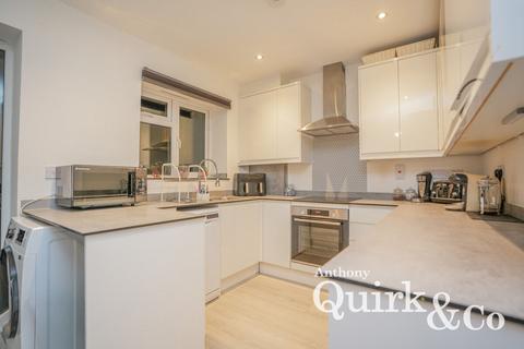 3 bedroom semi-detached house for sale, Grafton Road, Canvey Island, SS8