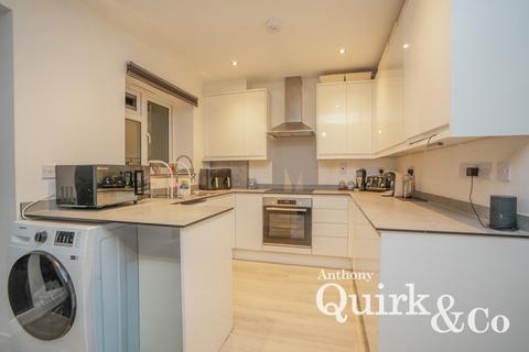 3 bedroom semi-detached house for sale, Grafton Road, Canvey Island, SS8
