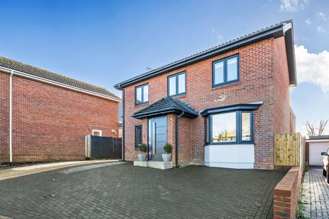 4 bedroom detached house for sale, The Spinney, Bishopstoke, Eastleigh, Hampshire, SO50