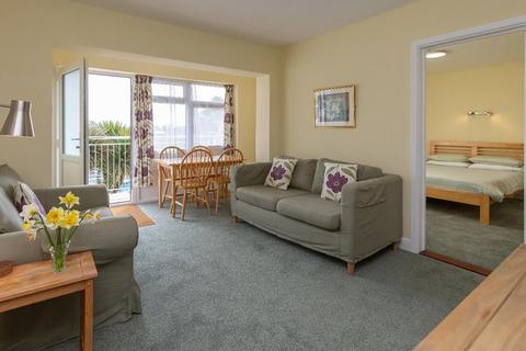 2 bedroom property to rent, Le Varclin, St Martin's, Guernsey, GY4