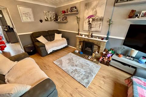 3 bedroom semi-detached house for sale, Donellan Green, Southfields, Northampton NN3