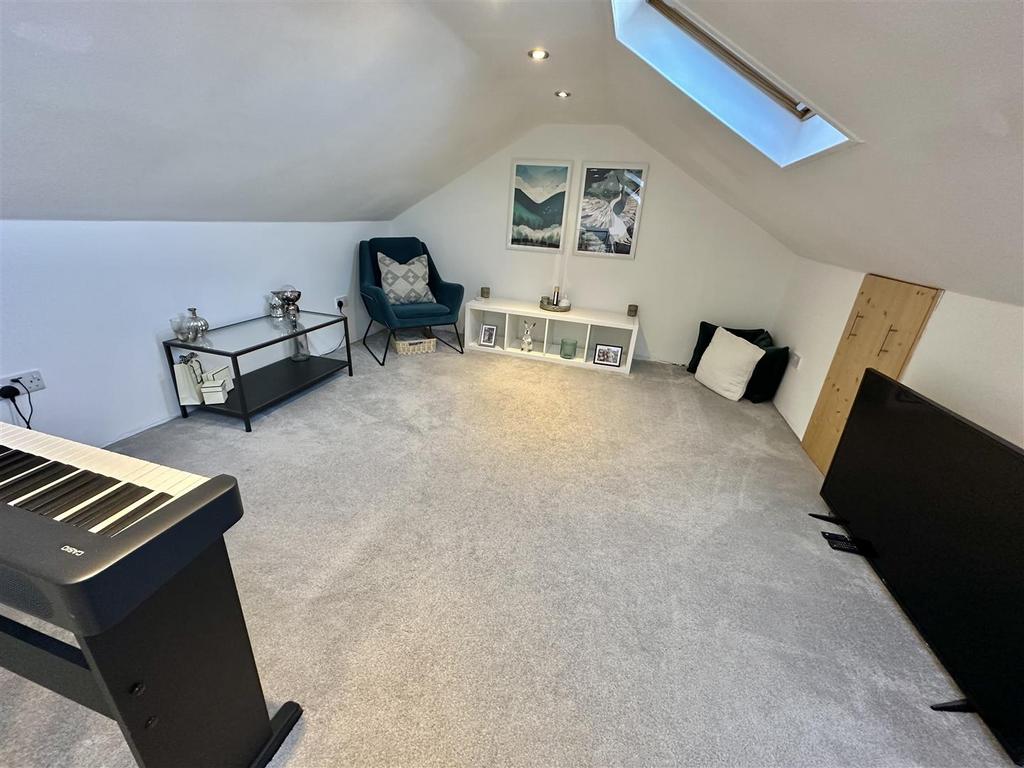 Bramleys Estate Agents - Greenfield View - Batley
