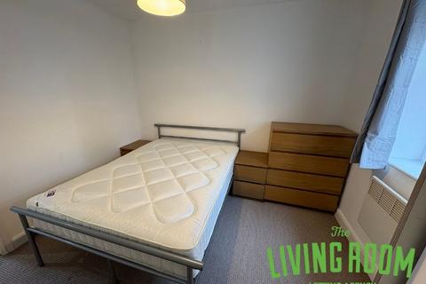 1 bedroom flat to rent, Blackweir House, ,