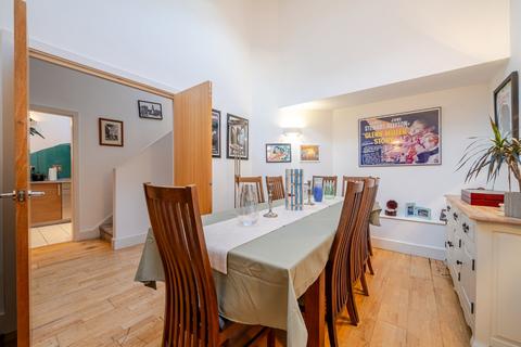 4 bedroom flat for sale, Farringdon Road, Farringdon, London, EC1M