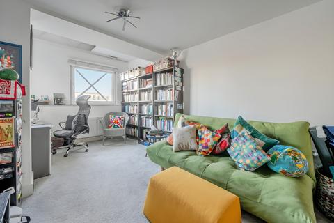 4 bedroom flat for sale, Farringdon Road, Farringdon, London, EC1M