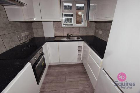 2 bedroom house to rent, Shenley Road, Borehamwood