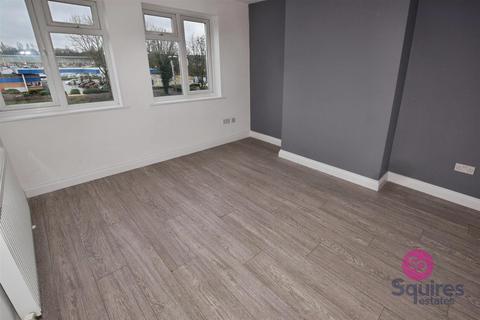 2 bedroom house to rent, Shenley Road, Borehamwood