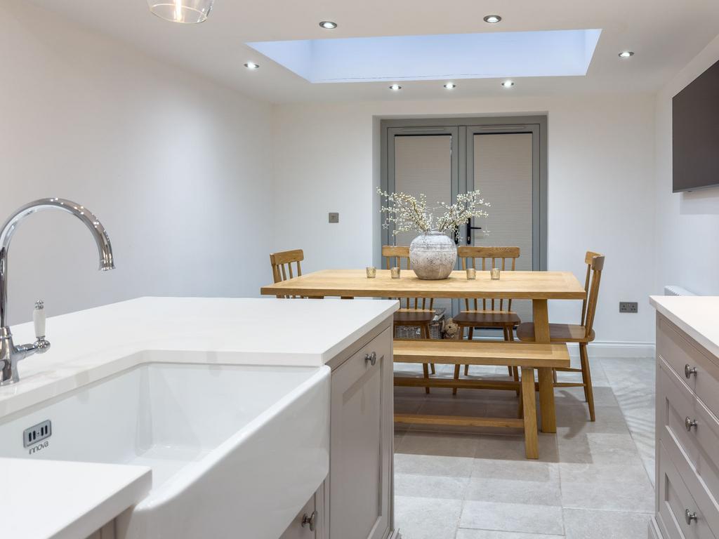 Kitchen diner