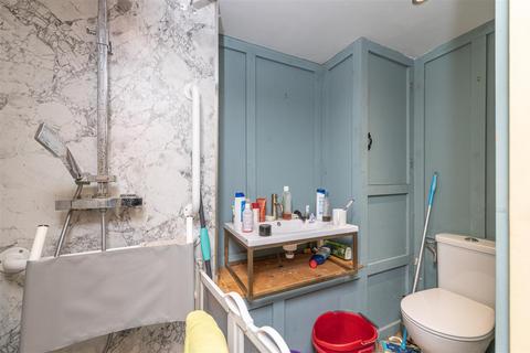 4 bedroom detached house for sale, Lee Lane, Halifax