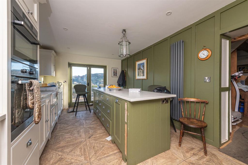 Breakfast Kitchen