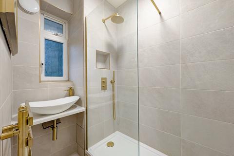 2 bedroom flat to rent, Chestnut House, Brockley Road, London, SE4