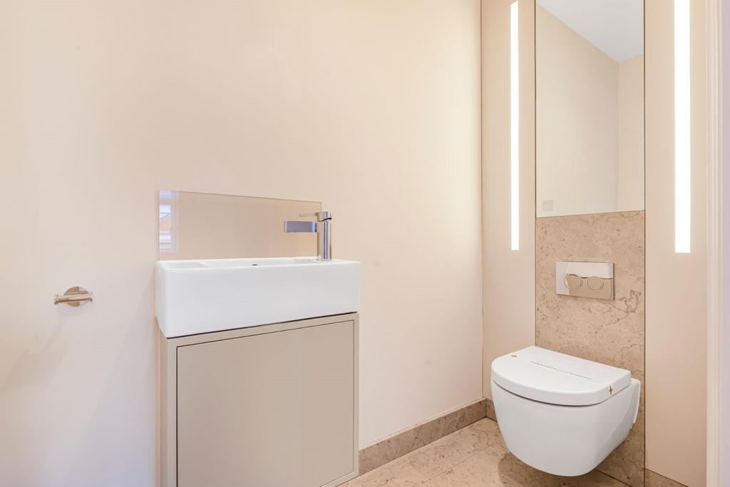 HDWE-Weymouth St-...