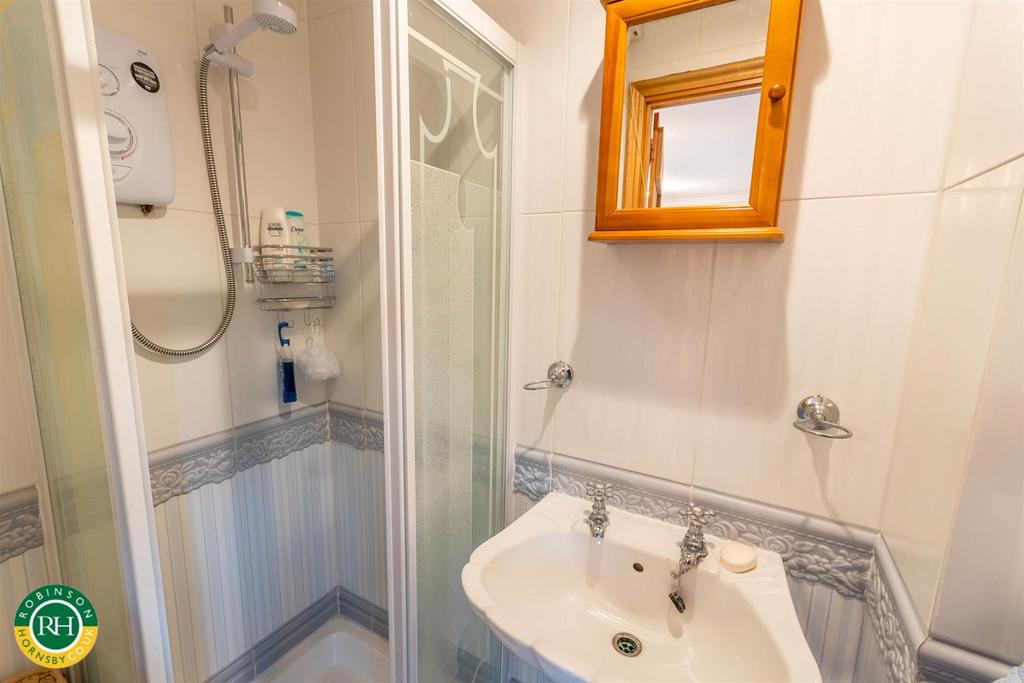 En suite shower room