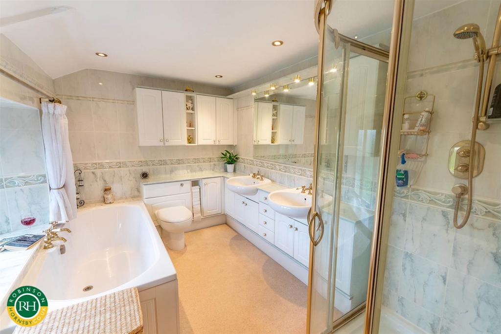 En suite bathroom