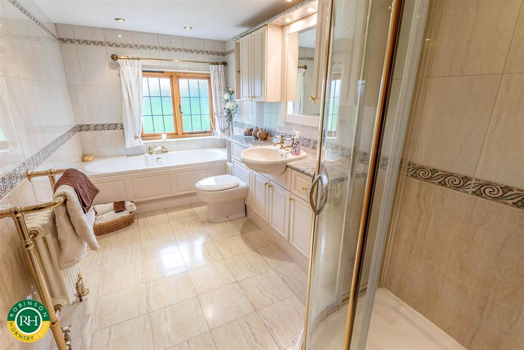 En suite bathroom