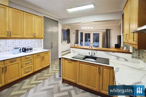 3 bedroom bungalow for sale, Ring Road, Farnley, Leeds, West Yorkshire, LS12