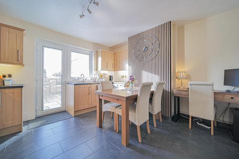 3 bedroom semi-detached house for sale, Craybourne Road, Melksham SN12
