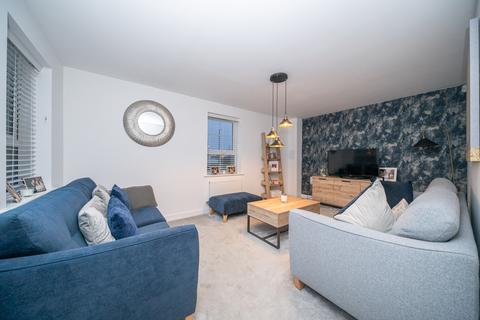 4 bedroom semi-detached house for sale, Armstrong Fields, Aylesbury HP22