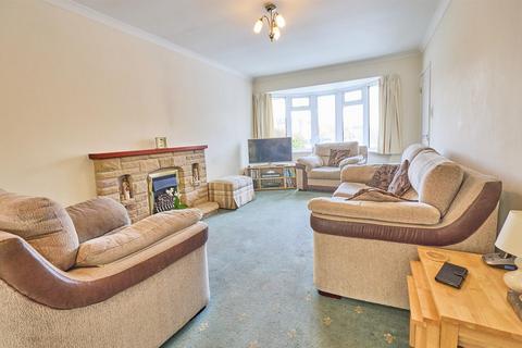 4 bedroom detached house for sale, Lupin Close, Burbage, Hinckley