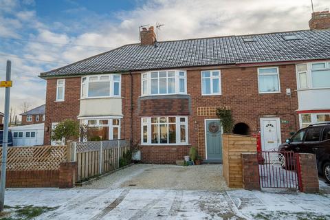 3 bedroom terraced house for sale, Holly Bank Road, York YO24