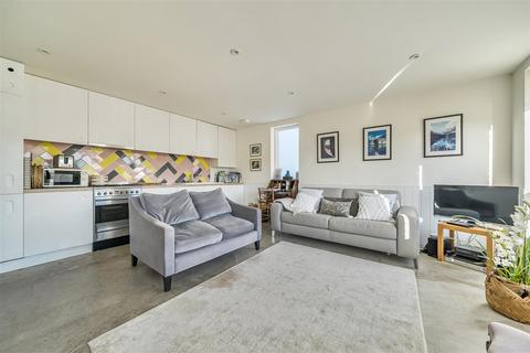2 bedroom apartment for sale, Old Bridge Road, Whitstable