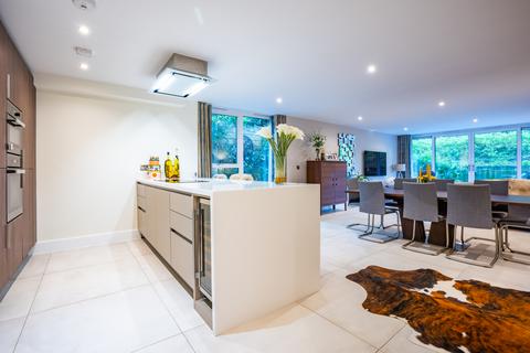 3 bedroom apartment for sale, Lilliput Road, Poole, Dorset, BH14