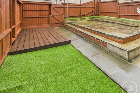 2 bedroom terraced house to rent, Holborn Approach, Leeds