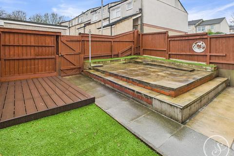 2 bedroom terraced house to rent, Holborn Approach, Leeds