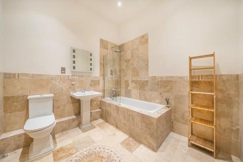 2 bedroom flat for sale, Leigham Court Road, London SW16