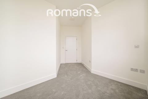 2 bedroom flat to rent, Compass Court, The Boulevard, Cain Road, RG12