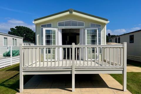3 bedroom park home for sale, Par Sands Coastal Holiday Park